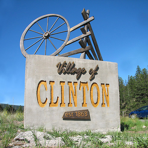 Village of Clinton Signs
